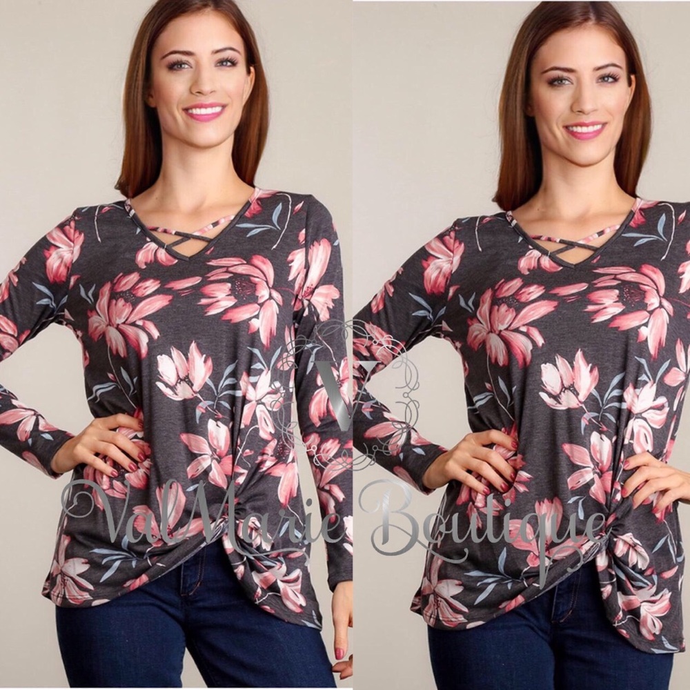 LAST! Floral knot front top - Picture 3 of 6